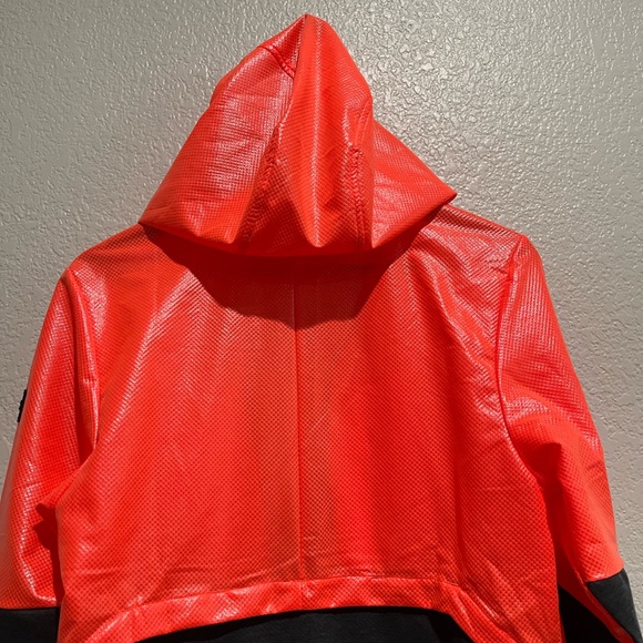 NWOT Under Armour Jacket - Picture 13 of 15